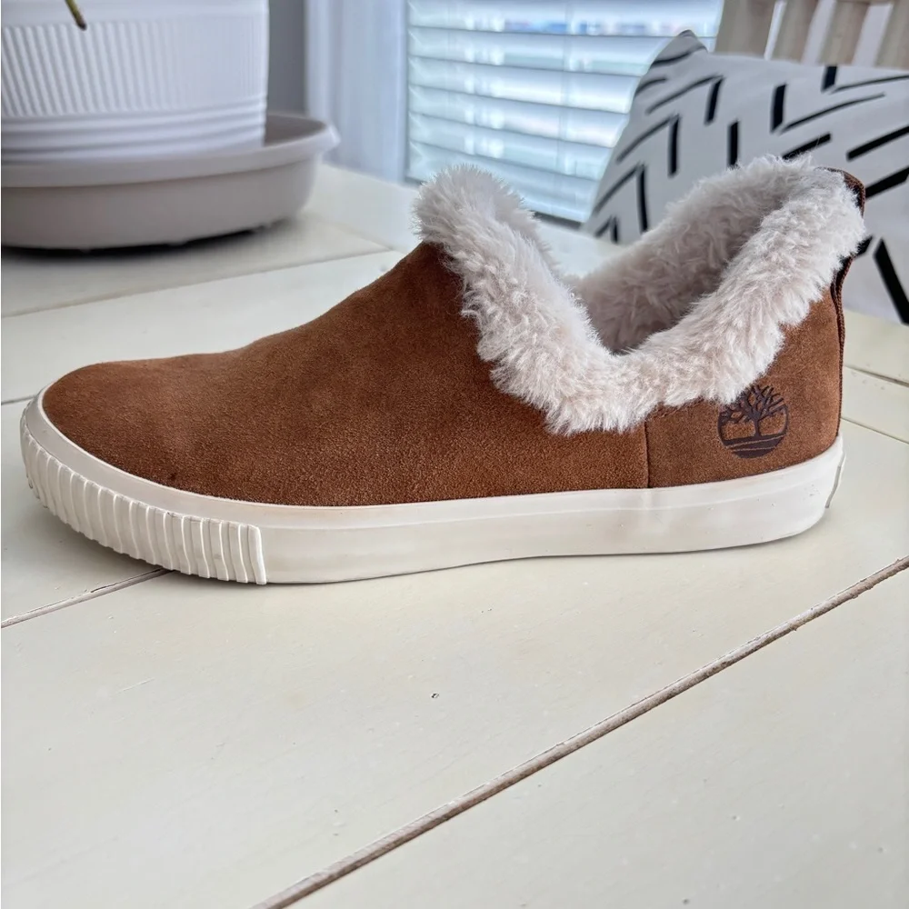 Timberland Skyla Bay Slip-On Lined Shoes Women’s Size 7.5 Suede Leather